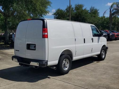 2025 Chevrolet Express 2500 RWD 2500 Regular Wheelbase WT