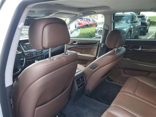 2015 Hyundai Equus Signature