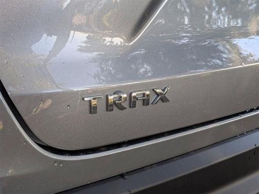 Sterling Gray Metallic 2026 Chevrolet Trax LT
