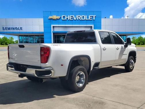 2025 Chevrolet Silverado 3500 LT