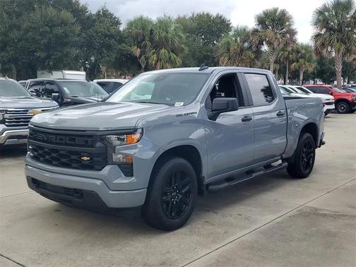 2024 Chevrolet Silverado 1500 Custom