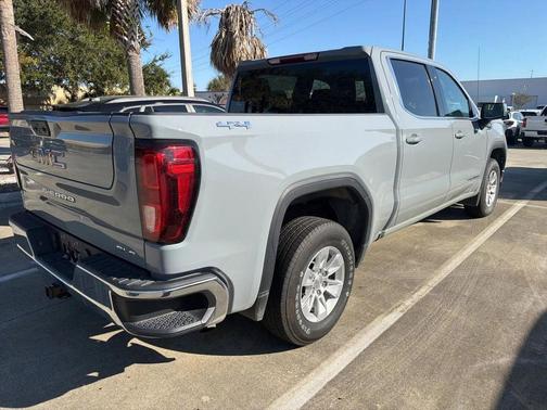 2024 GMC Sierra 1500 SLE