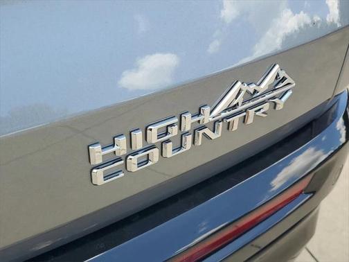 2025 Chevrolet Traverse High Country