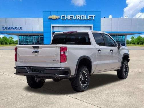 White Sands 2026 Chevrolet Silverado 1500 ZR2