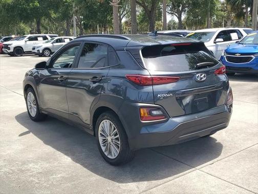 2021 Hyundai KONA SEL Plus