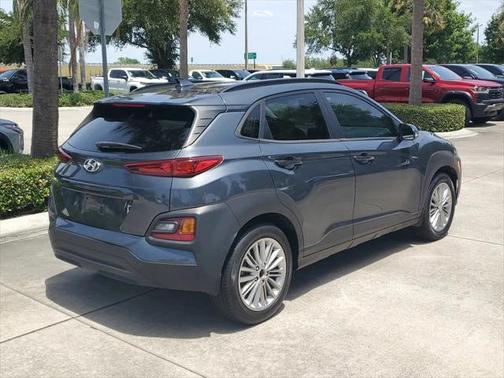 2021 Hyundai KONA SEL Plus