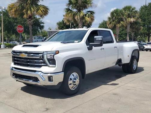 2025 Chevrolet Silverado 3500 LTZ