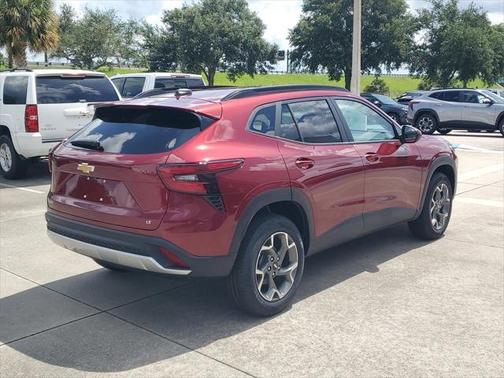 2025 Chevrolet Trax LT