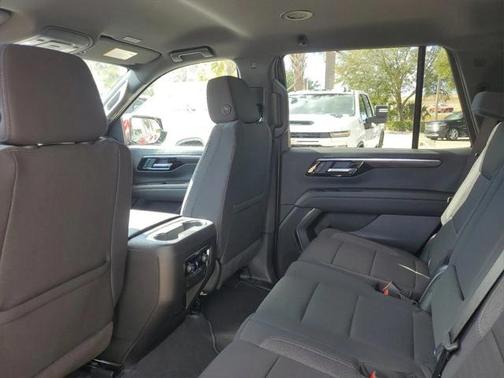2025 Chevrolet Tahoe LS