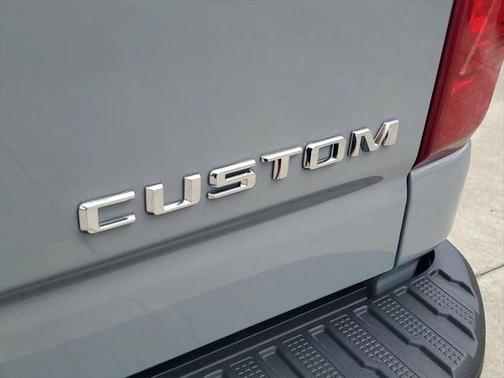 2025 Chevrolet Silverado 2500 Custom