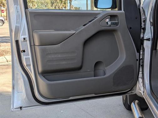 2020 Nissan Frontier SV