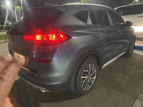2021 Hyundai TUCSON SEL