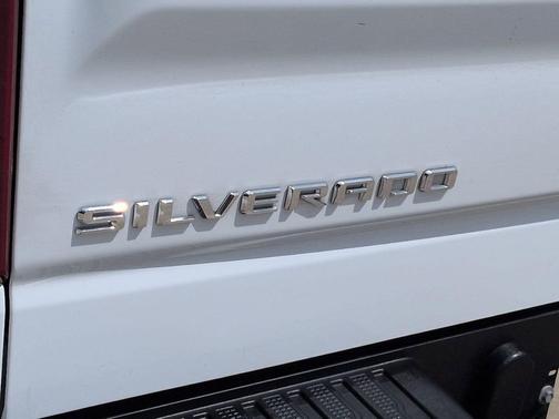 Summit White 2023 Chevrolet Silverado 1500 WT