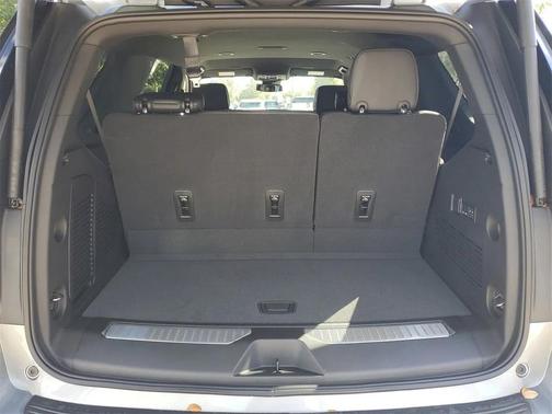 2026 Chevrolet Tahoe 2WD RST