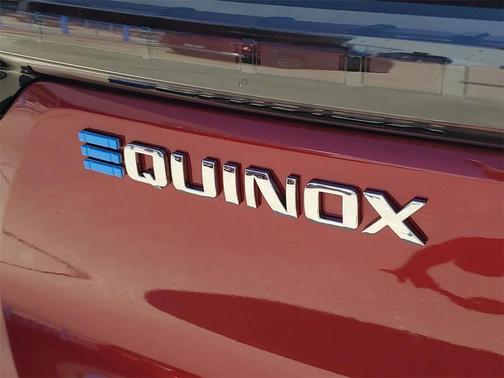 2025 Chevrolet Equinox EV LT