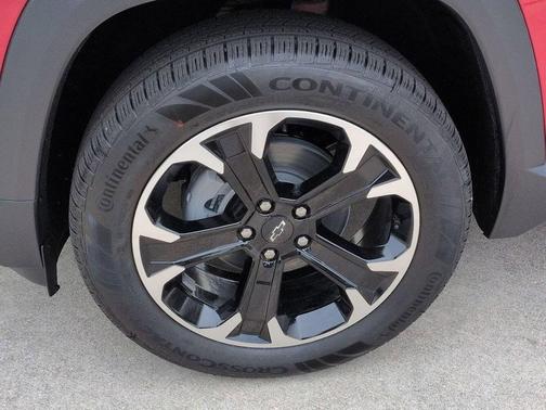Radiant Red Tintcoat 2026 Chevrolet Equinox 1LT