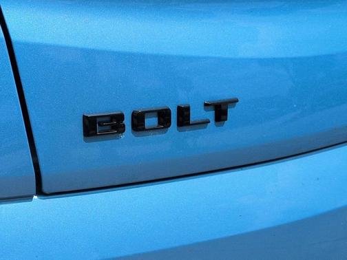 Marina Blue Metallic 2027 Chevrolet Bolt LT FWD