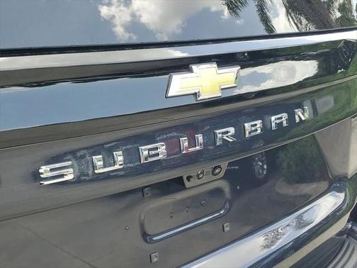 2025 Chevrolet Suburban 4WD High Country