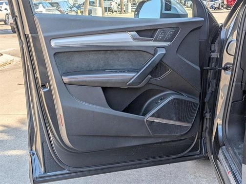 2018 Audi SQ5 3.0T Prestige