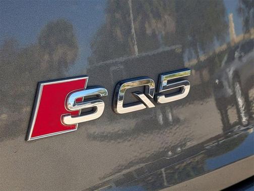 2018 Audi SQ5 3.0T Prestige