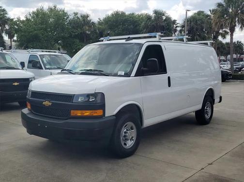 2025 Chevrolet Express 2500 RWD 2500 Regular Wheelbase WT