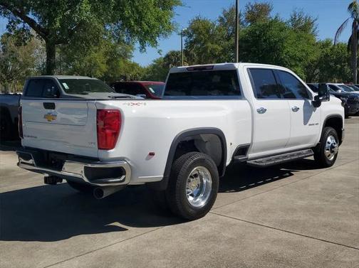 2025 Chevrolet Silverado 3500 LTZ