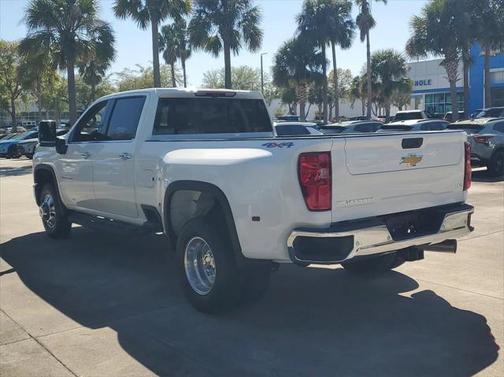 2025 Chevrolet Silverado 3500 LTZ