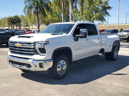 2025 Chevrolet Silverado 3500 LTZ