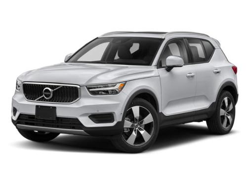 Black 2020 Volvo XC40 T5 Momentum