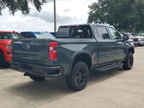 2025 Chevrolet Silverado 1500 ZR2