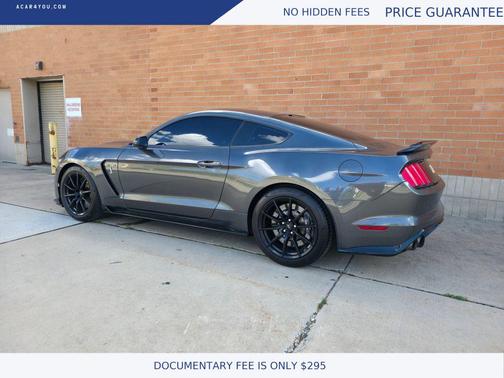 2016 Ford Shelby GT350 Base