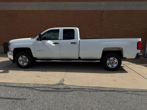 Summit White 2019 Chevrolet Silverado 2500 WT