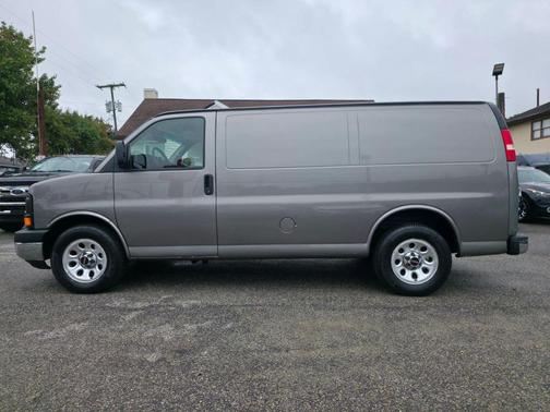 2013 GMC Savana 1500 Work Van
