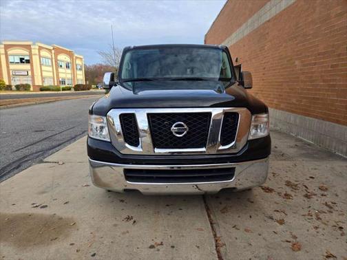 2018 Nissan NV Passenger NV3500 HD S V6