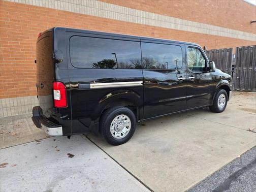 2018 Nissan NV Passenger NV3500 HD S V6