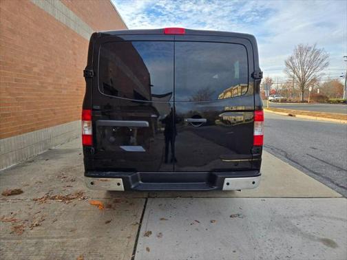 2018 Nissan NV Passenger NV3500 HD S V6