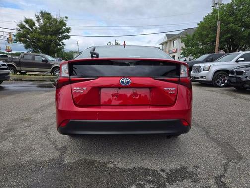 2019 Toyota Prius XLE