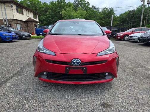 2019 Toyota Prius XLE
