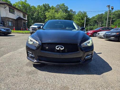 2014 INFINITI Q50 Premium
