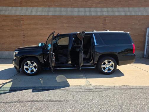 Black 2015 Chevrolet Suburban 1500 LTZ