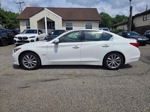 2014 INFINITI Q50 Hybrid Premium