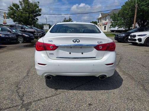 2014 INFINITI Q50 Hybrid Premium