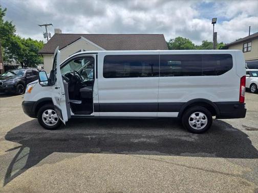 2018 Ford Transit-350 XLT
