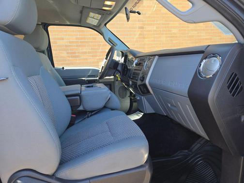 2011 Ford F-350 XLT