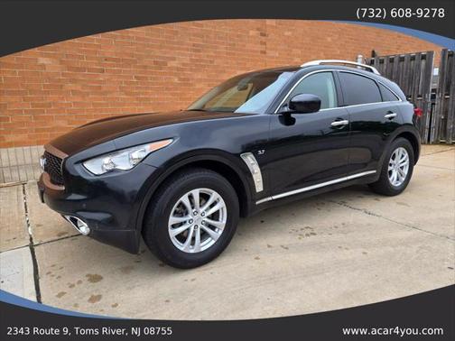 2017 INFINITI QX70 Base
