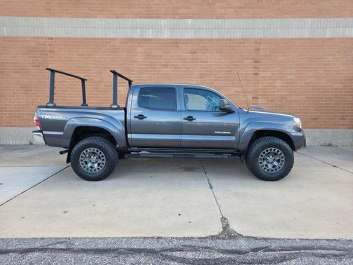 2013 Toyota Tacoma Base