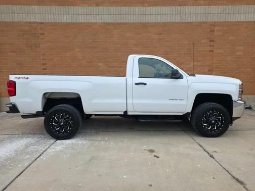 2017 Chevrolet Silverado 2500 WT