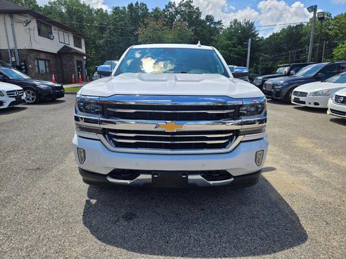 2017 Chevrolet Silverado 1500 High Country