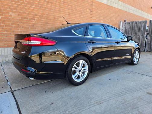 2018 Ford Fusion Hybrid SE