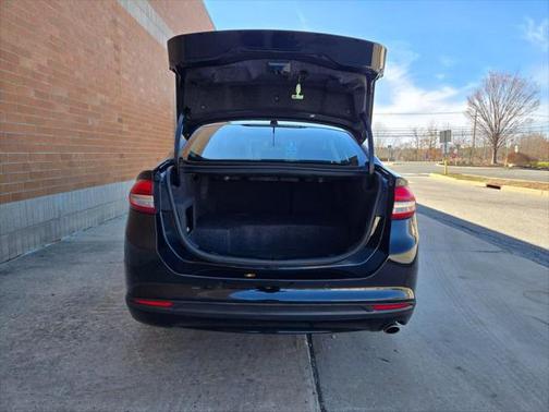 2018 Ford Fusion Hybrid SE